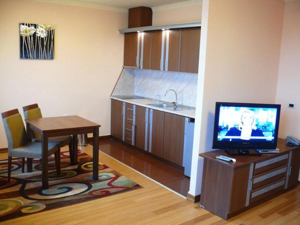 City Hotel Stara Zagora Room photo